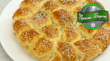 Невероятно вкусная и быстрая выпечка. Съедается мгновенно, готовьте сразу побольше